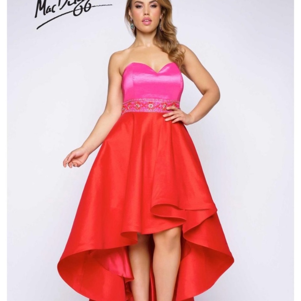 Beautiful Mac Duggal dress